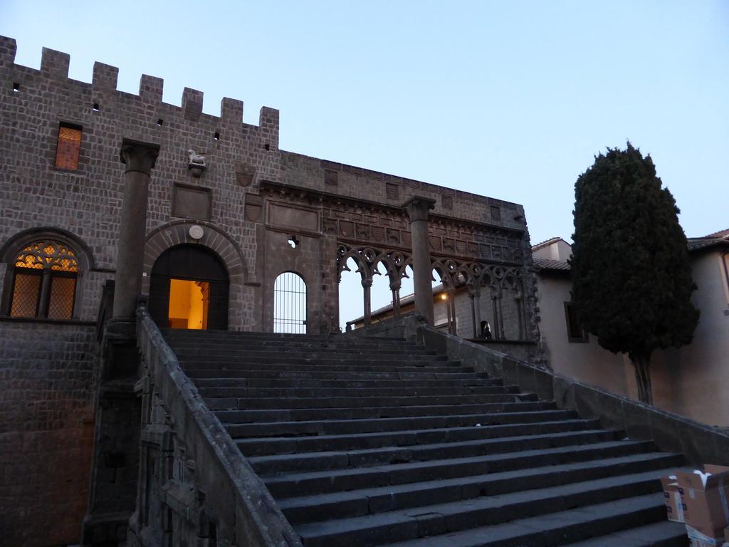 A Priori Guest House Viterbo Bagian luar foto