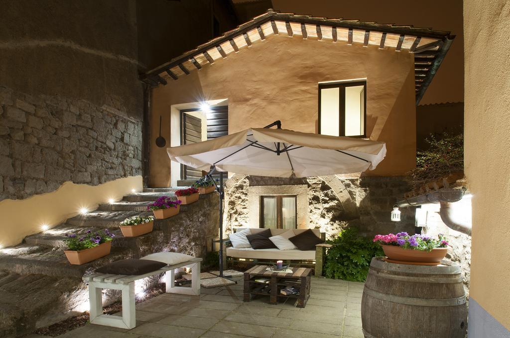 A Priori Guest House Viterbo Bagian luar foto