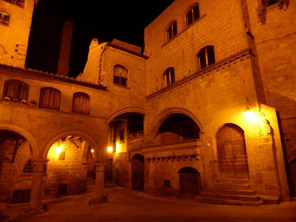 A Priori Guest House Viterbo Bagian luar foto